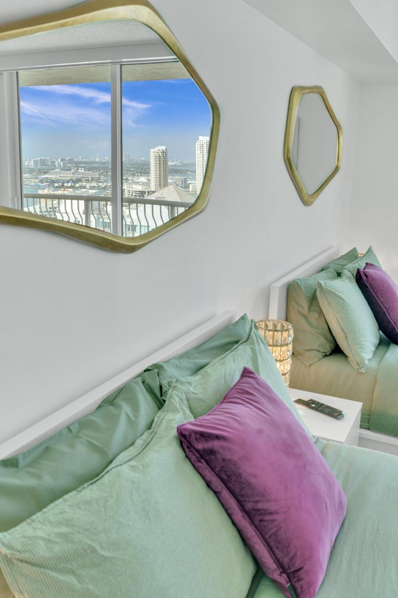 Oceanside Penthouse Apartment In Brickell Miami, Pool, Free Parking Экстерьер фото